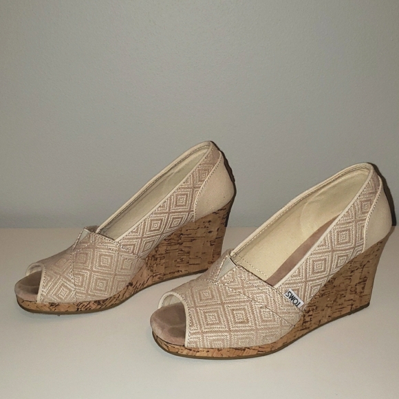 TOMS - TWEED OPEN TOE CORK WEDGE HEELS - Picture 7 of 7
